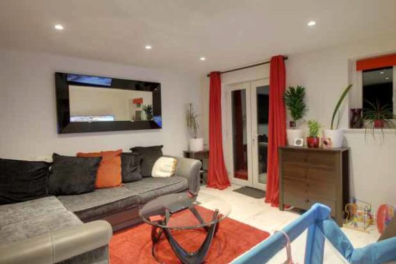 1 Bedroom Ground Fla...